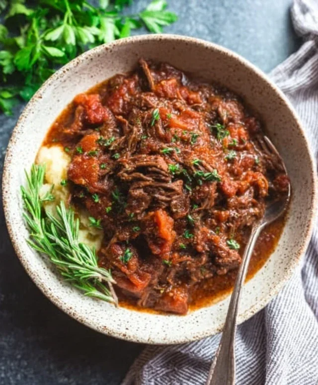 Slow Cooker Beef Ragu (Whole30, Non-Alcoholic, Gluten-Free)