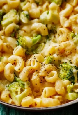 One Pot Healthy Broccoli Mac and Cheese
