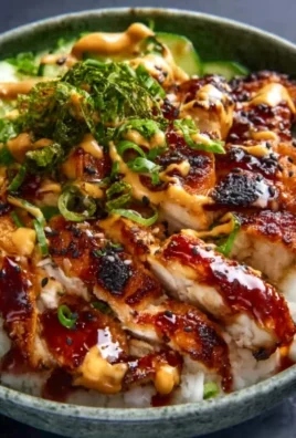 Spicy Honey-Gin Extract Extractger Chicken Bowls with Yum Yum Sauce