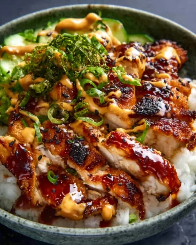 Spicy Honey-Gin Extractger Chicken Bowls with Yum Yum Sauce