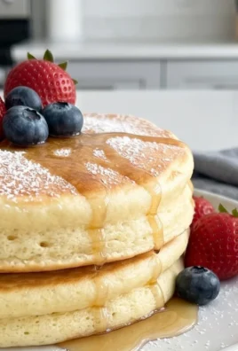 Fluffy Japanese Soufflé Pancakes